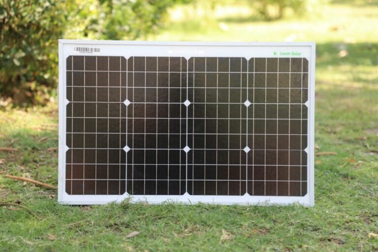 Guía Completa de Inversores Solares: Tipos, Funciones y Cómo Elegir el Adecuado para Tu Sistema Fotovoltaico